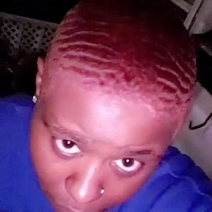 Meet your Posher, Zier-adonise